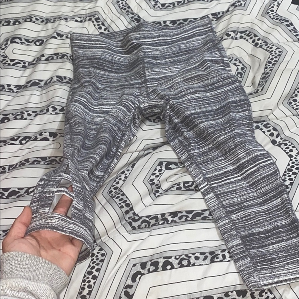 Grey leggings/ tights
